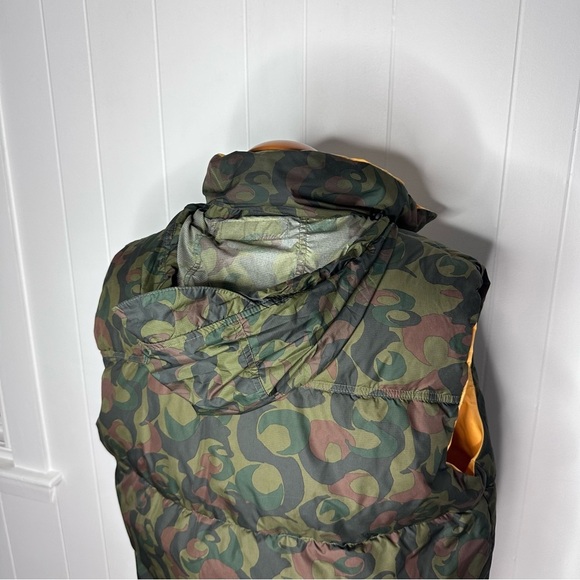 Shady Ltd Camo Reversible DOWN Insulated Puffer Vest - Picture 5 of 12